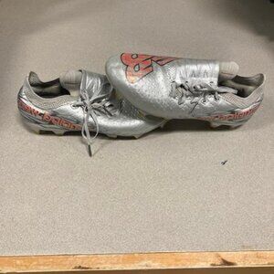 womens soccer new balance cleats
